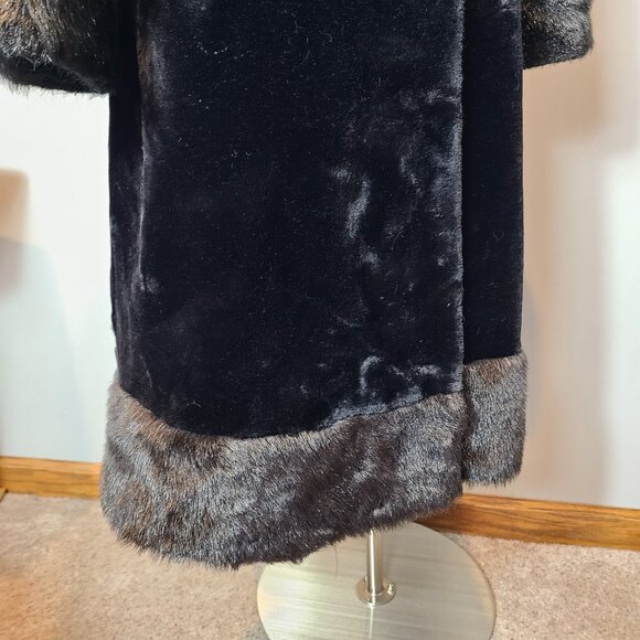 VINTAGE Coat Womens Black Genuine Fur Penney Lane 60s Size Medium - Picture 10 of 14